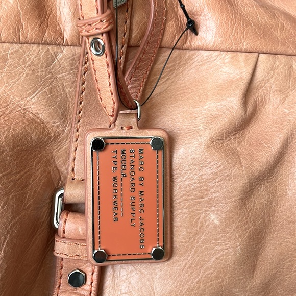 Vintage Marc by Marc Jacobs Handbag - Coral Color - Picture 3 of 8